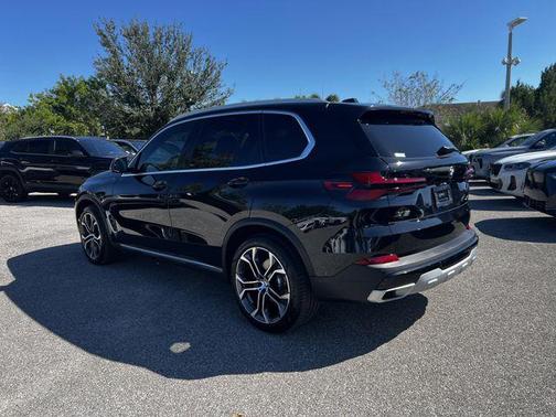 2025 BMW X5 xDrive40i