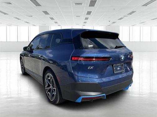2022 BMW iX xDrive50