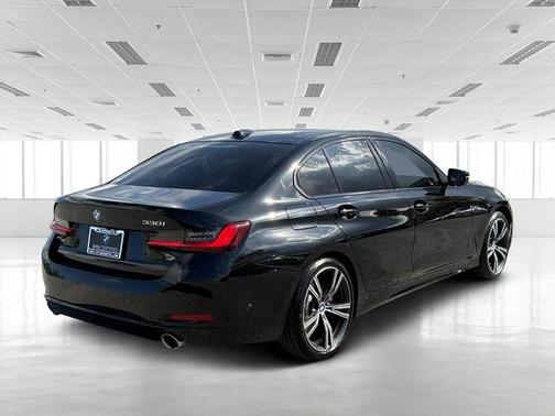 2023 BMW 330 330i