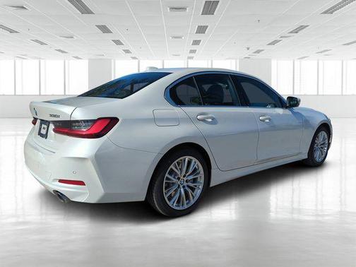 2024 BMW 330 330i
