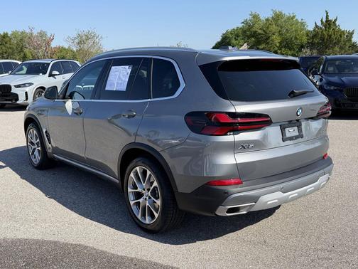 Skyscraper Grey Metallic 2024 BMW X5 sDrive40i