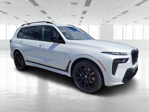 2026 BMW X7 M60i