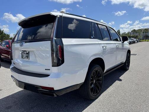 2024 Cadillac Escalade Sport