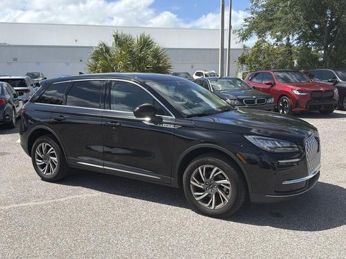 2024 Lincoln Corsair Premiere