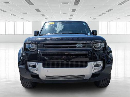 2025 Land Rover Defender 110 P300
