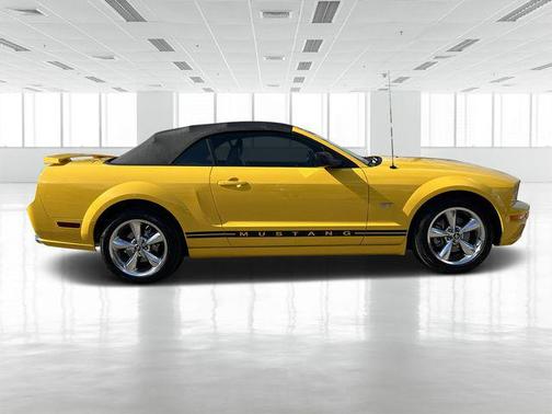 2006 Ford Mustang GT Premium
