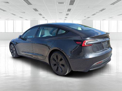 2024 Tesla Model 3 Long Range