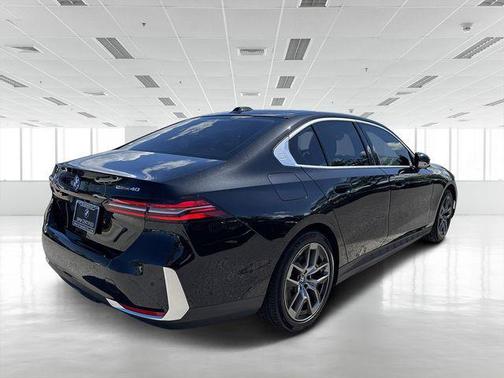 2024 BMW i5 eDrive40