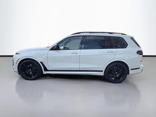 2026 BMW X7 M60i