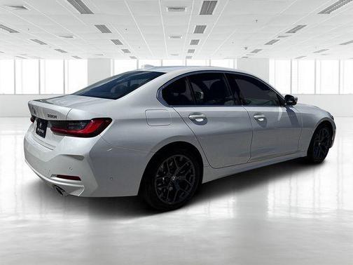 2025 BMW 330 i