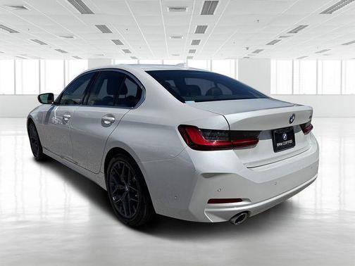 2025 BMW 330 i