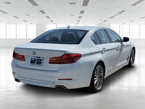 2019 BMW 540 540i