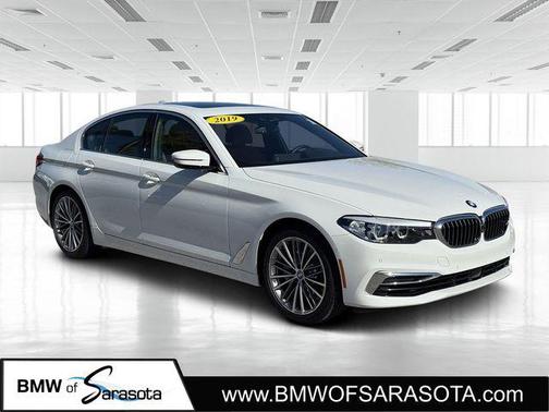 2019 BMW 540 540i