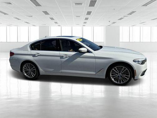 2019 BMW 540 540i