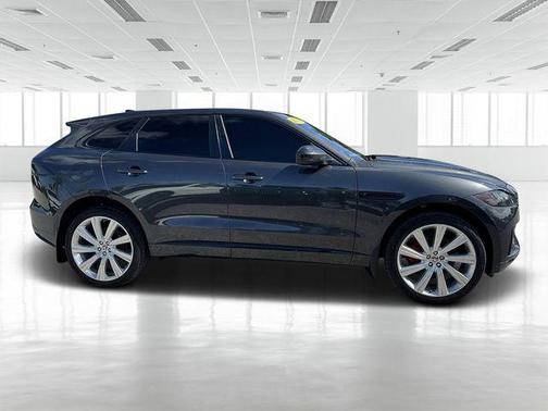 2018 Jaguar F-PACE S