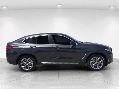 Dark Graphite 2025 BMW X4 xDrive30i