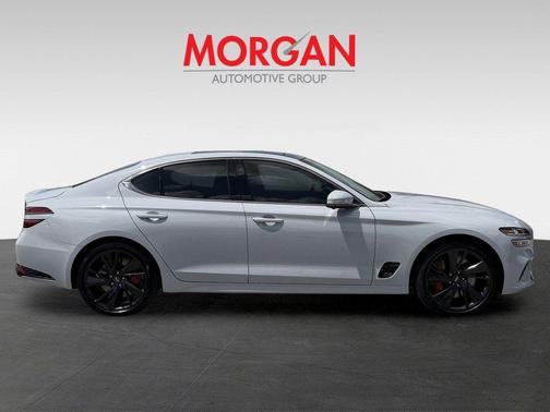 2023 Genesis G70 3.3T RWD