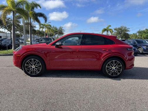 2024 Porsche Cayenne Base
