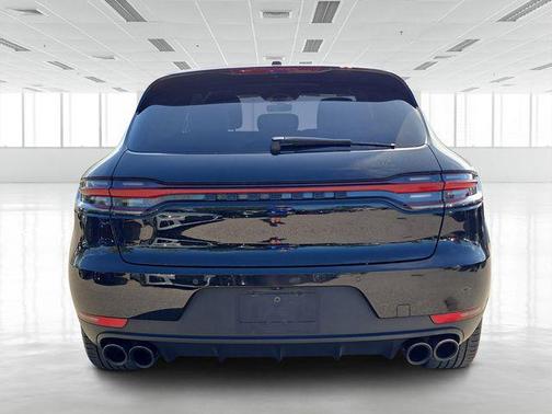 2020 Porsche Macan Base