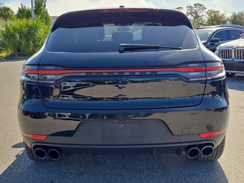 2020 Porsche Macan Base
