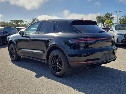 2020 Porsche Macan Base