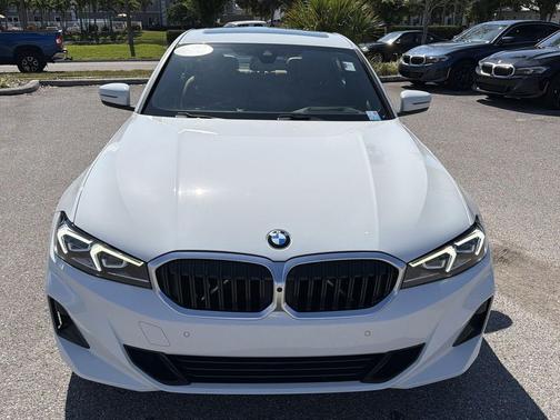Alpine White 2023 BMW 330 330i