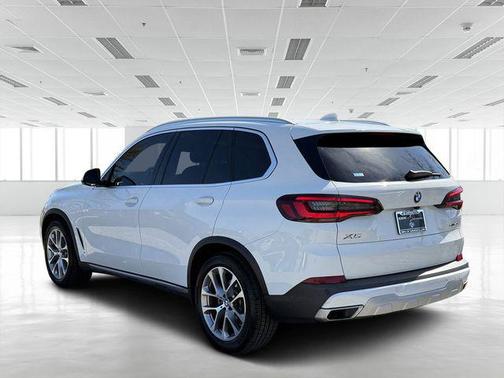 2022 BMW X5 sDrive40i