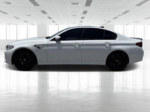 2022 BMW M5 Base