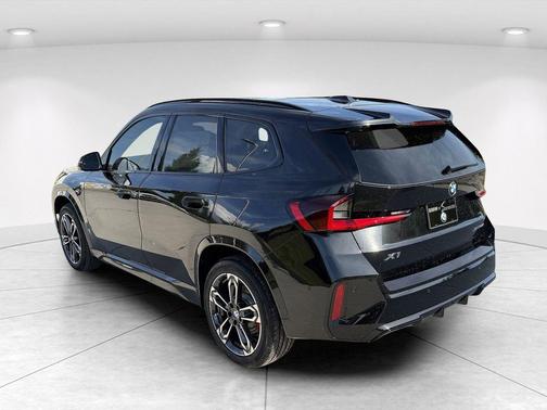 Black Sapphire Metallic 2026 BMW X1 xDrive28i