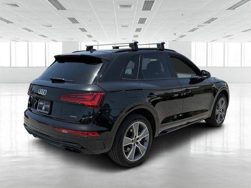 2025 Audi Q5 45 S line Premium