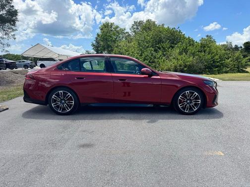 Vegas Red Metallic 2024 BMW 540 xDrive