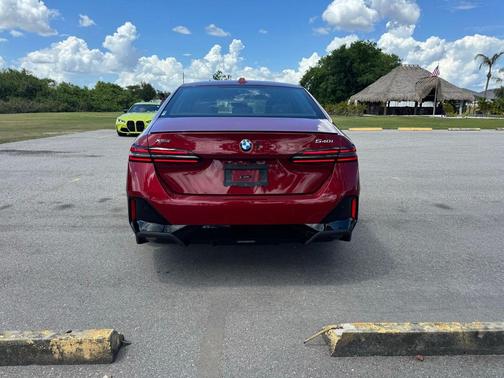 Vegas Red Metallic 2024 BMW 540 xDrive