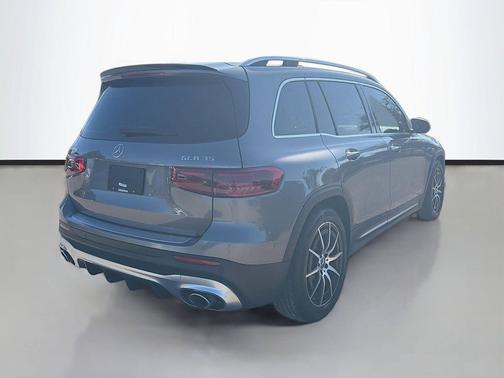 2025 Mercedes-Benz AMG GLB 35 4MATIC