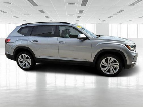 2023 Volkswagen Atlas 3.6L SE w/Technology