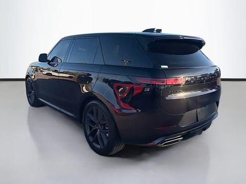 2024 Land Rover Range Rover Sport SE