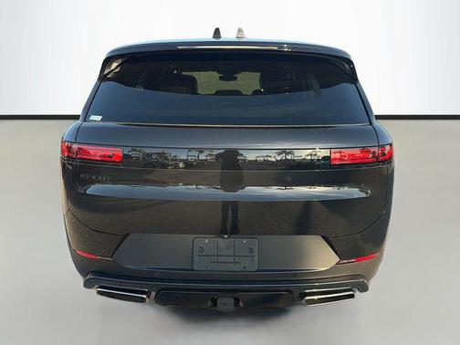 2024 Land Rover Range Rover Sport SE