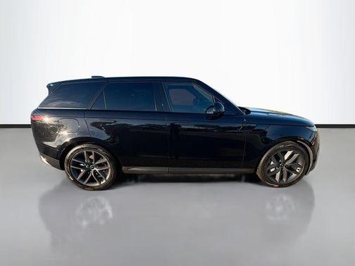 2024 Land Rover Range Rover Sport SE