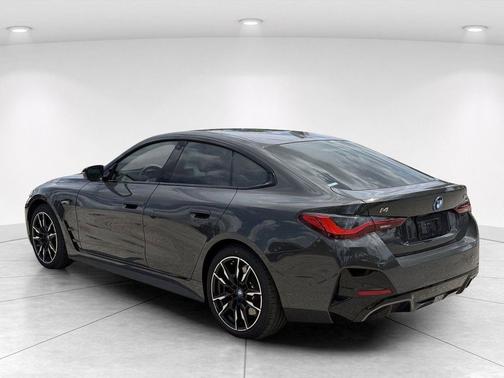 Dravit Grey Metallic 2024 BMW i4 Gran Coupe M50