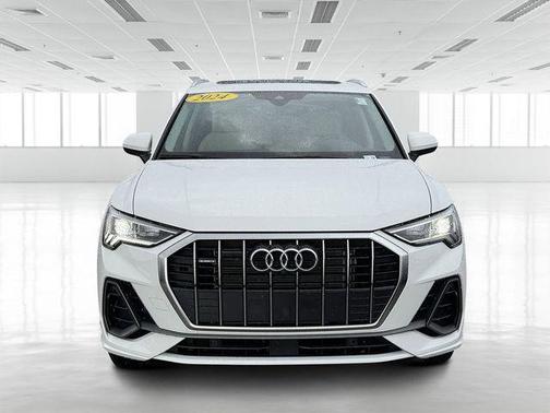 2024 Audi Q3 45 S line Premium Plus