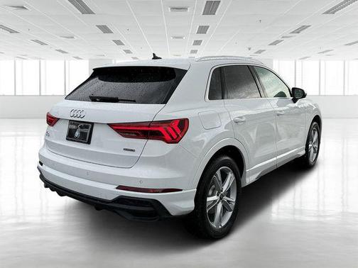 2024 Audi Q3 45 S line Premium Plus