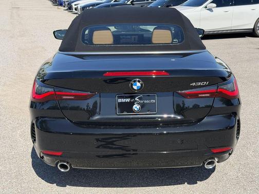 Black Sapphire Metallic 2026 BMW 430 i