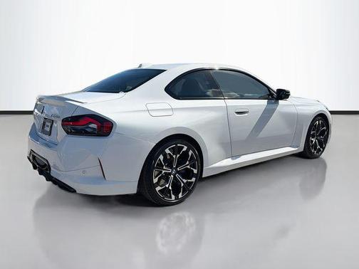 2025 BMW M240 i xDrive