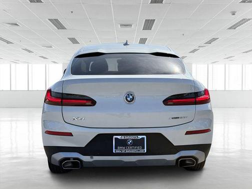 2024 BMW X4 xDrive30i