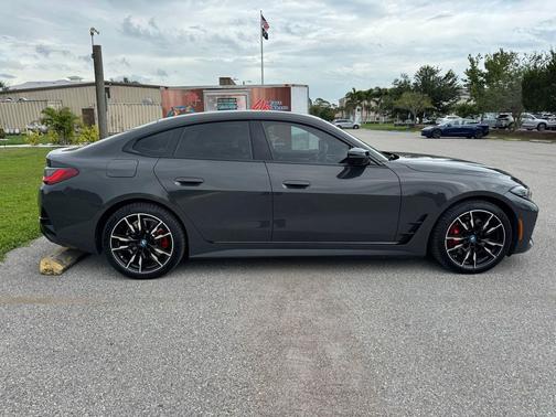 Individual Dravit Grey Metallic 2023 BMW i4 Gran Coupe M50