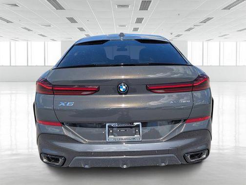 2026 BMW X6 xDrive40i