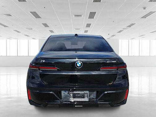 2024 BMW i7 xDrive60