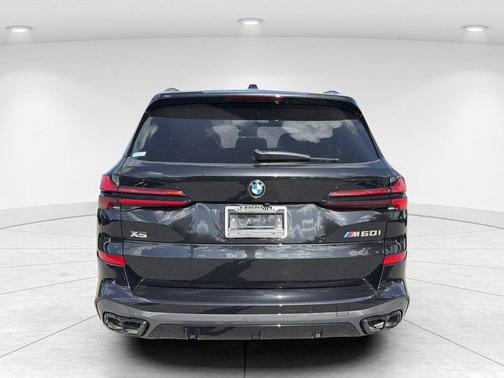 Black Sapphire Metallic 2026 BMW X5 M60i