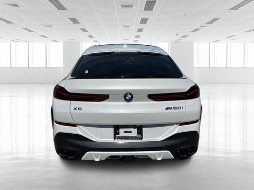 2026 BMW X6 M60i
