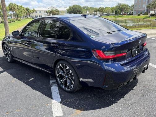 Tanzanite Blue II Metallic 2026 BMW 330 330i