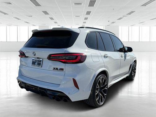 2022 BMW X5 M Base